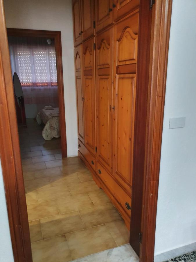 Appartamento A Telti Con Giardino Privato E Posto Auto ภายนอก รูปภาพ